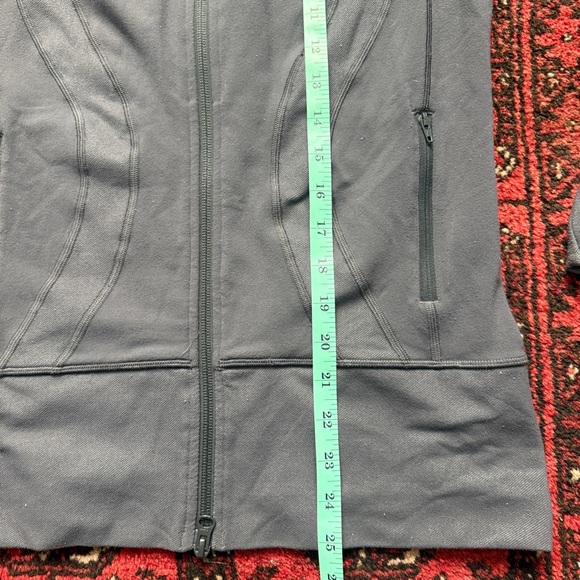 Lululemon Active Jacket Womens Size 9 - Picture 7 of 7